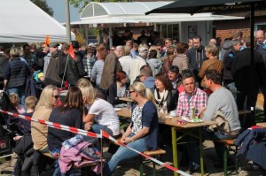 01 05 2016 TagderoffenenTuer 034